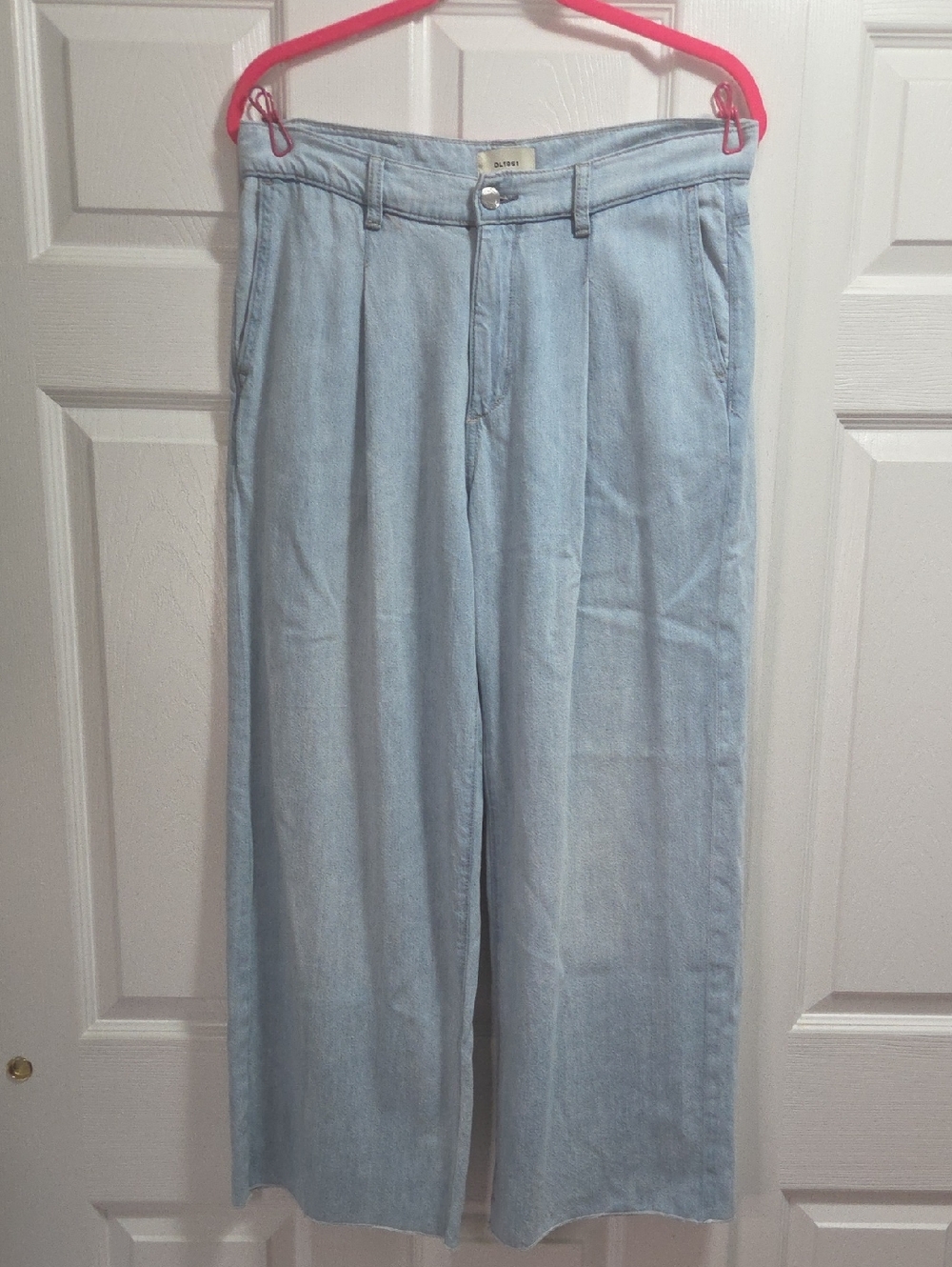 DL1961 Isabel Wide Leg Jeans - Picture 3 of 8